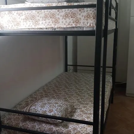 Bed Sit In Paceville 2 Guest house
